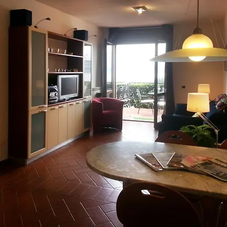 Casa Ribes Apartmán Stresa